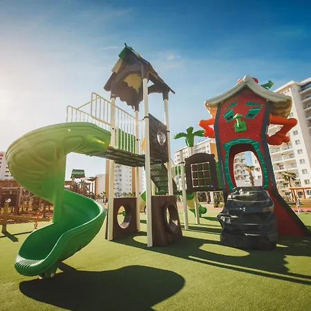 Stunning 2 Bedroom In 5-star *