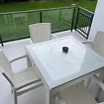 Stunning 2 Bedroom In 5-star