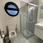 Stunning 2 Bedroom In 5-star 公寓