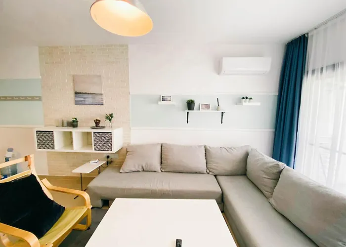 Stunning 2 Bedroom In 5-star Trikomo