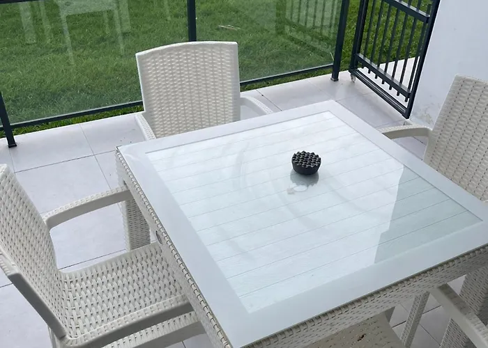 Stunning 2 Bedroom In 5-star